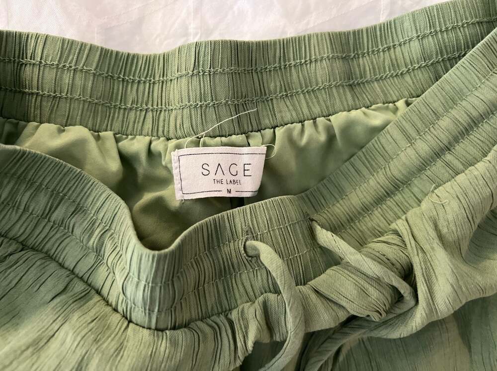 Sage The Label Olive Green Crinkled Drawstring Elastic Waist Shorts - Picture 2 of 3